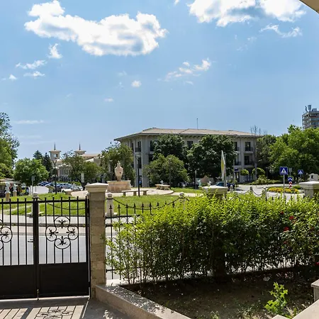 Otel Rabi Park-view Varna