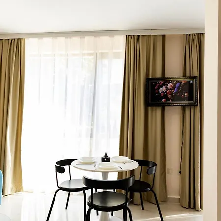 Hotel Rabi Park-view