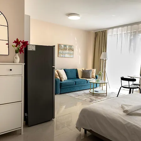 Hotel Rabi Park-view